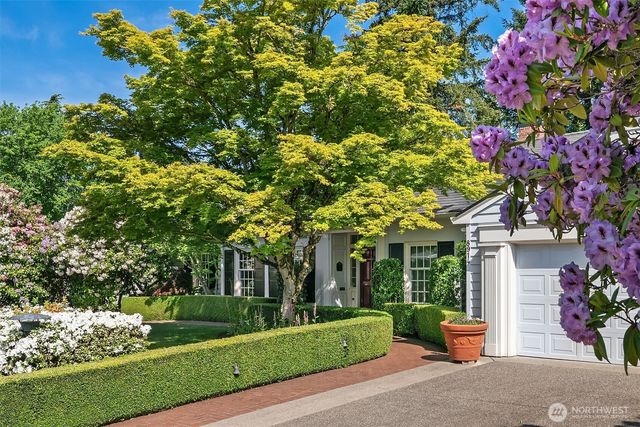 8914 SE 56th Street, Mercer Island, WA 98040