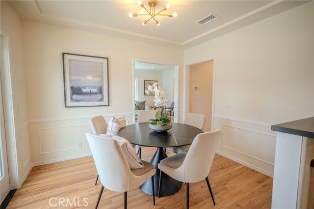 1141 N Lima Street, Burbank, CA 91505
