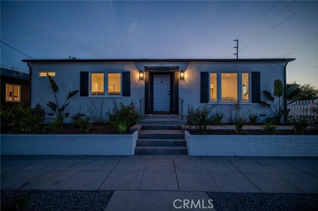 1141 N Lima Street, Burbank, CA 91505