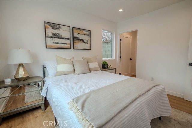1141 N Lima Street, Burbank, CA 91505