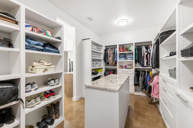 1713 17th Avenue SE, Rio Rancho, NM 87124