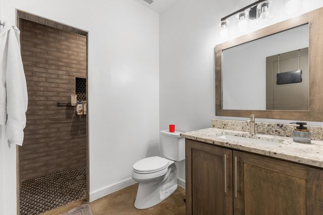 1713 17th Avenue SE, Rio Rancho, NM 87124