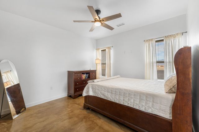 1713 17th Avenue SE, Rio Rancho, NM 87124