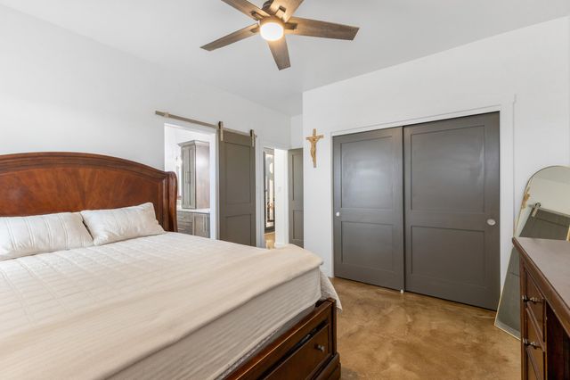 1713 17th Avenue SE, Rio Rancho, NM 87124