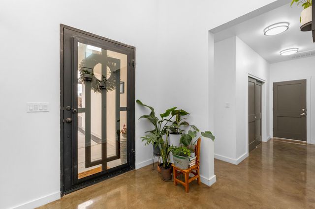 1713 17th Avenue SE, Rio Rancho, NM 87124