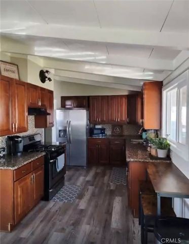 833 N Lilac, Rialto, CA 92376