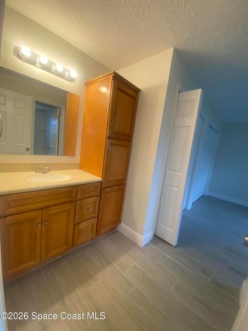 624 Casa Grande Drive, Melbourne, FL 32940