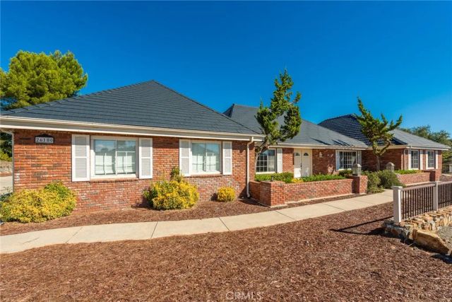 26100 Calle Corveta, Temecula, CA 92590