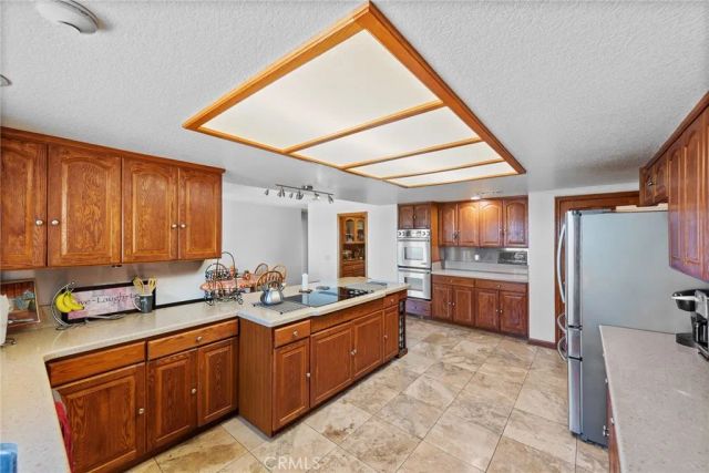 26100 Calle Corveta, Temecula, CA 92590