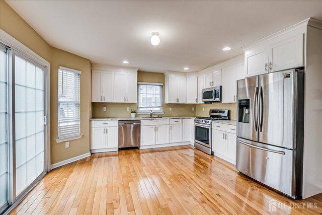 169 Metuchen Avenue, Woodbridge Proper, NJ 07095