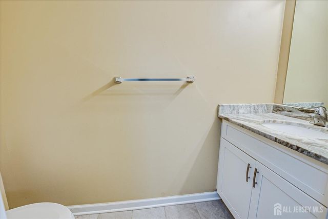 169 Metuchen Avenue, Woodbridge Proper, NJ 07095