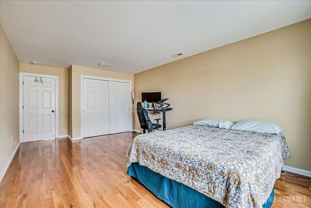 169 Metuchen Avenue, Woodbridge Proper, NJ 07095