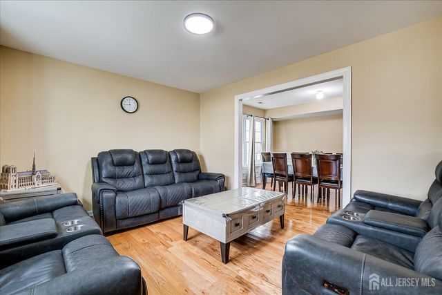 169 Metuchen Avenue, Woodbridge Proper, NJ 07095
