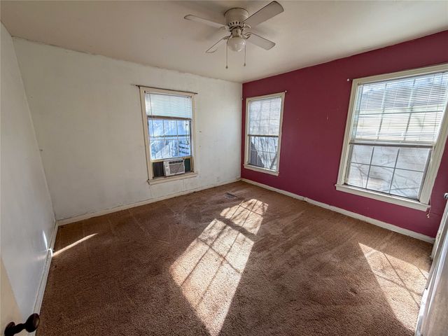 1825 N Ricketts Street, Sherman, TX 75092