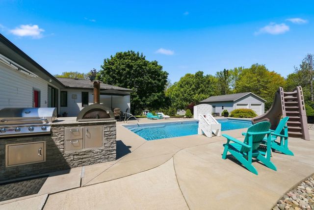 3526 W Hamilton Road, Fort Wayne, IN 46814