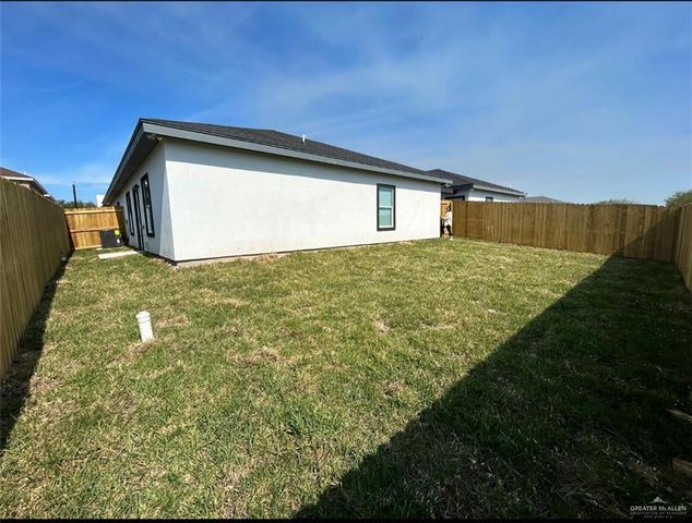 1104 Jesse Street, Weslaco, TX 78596