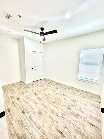 1104 Jesse Street, Weslaco, TX 78596