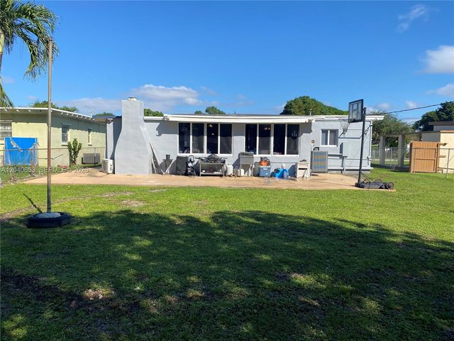540 NW 111 St, Miami, FL 33168