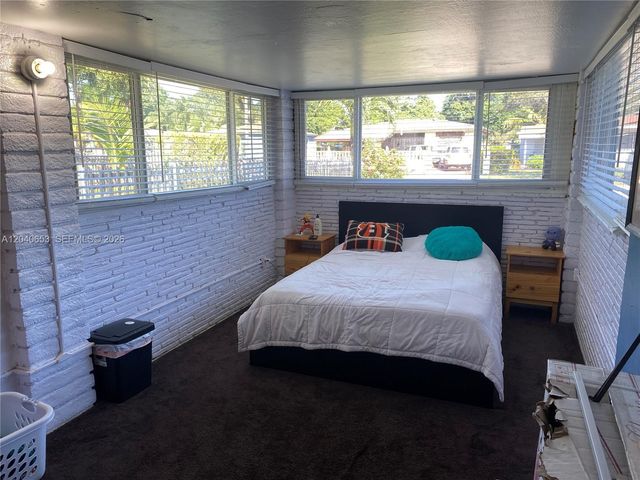 540 NW 111 St, Miami, FL 33168