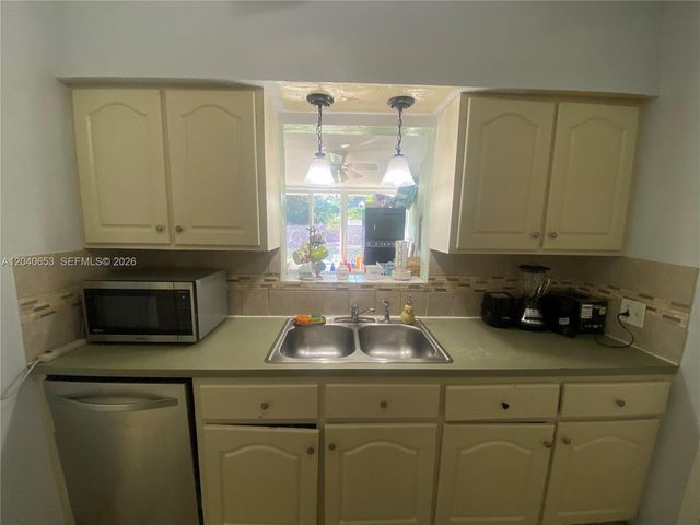 540 NW 111 St, Miami, FL 33168