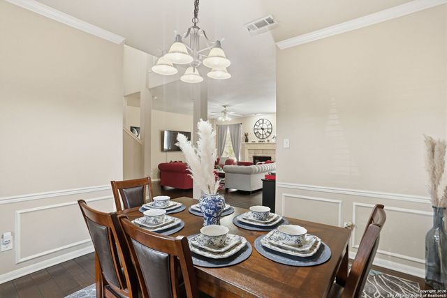 23 Roan Hts, San Antonio, TX 78259