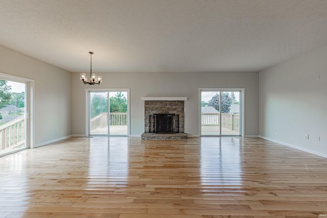 7788 Lincoln Avenue, Newburgh, IN 47630