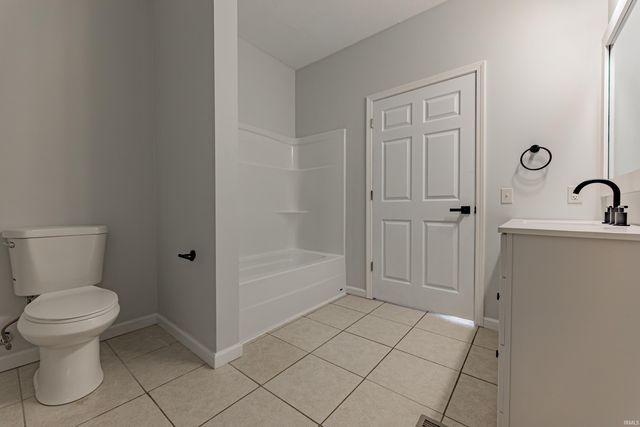 7788 Lincoln Avenue, Newburgh, IN 47630