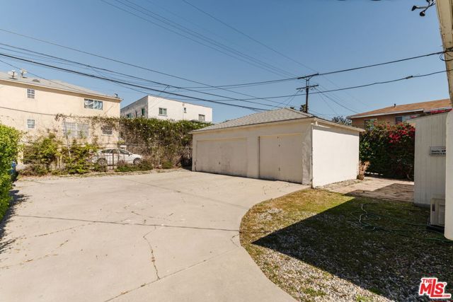 5073 W 21st Street, Los Angeles, CA 90016