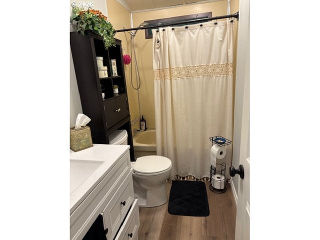 98825 Pleasant Hill Dr 26, Brookings, OR 97415