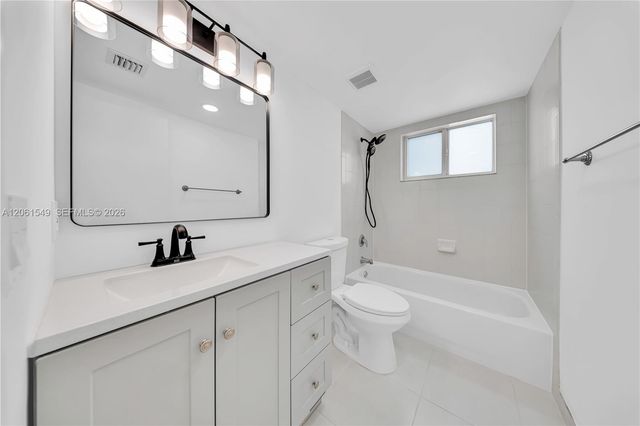 6905 Bay Drive 16, Miami Beach, FL 33141