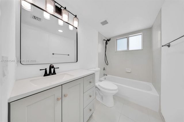 6905 Bay Drive 16, Miami Beach, FL 33141