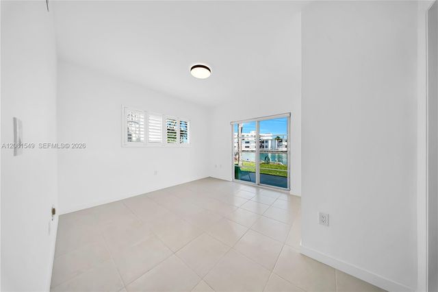 6905 Bay Drive 16, Miami Beach, FL 33141