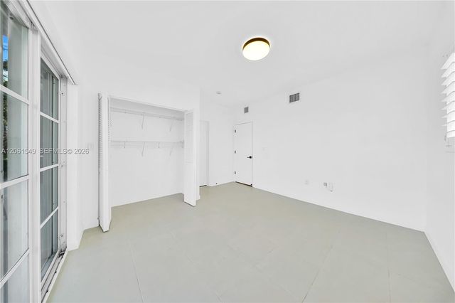 6905 Bay Drive 16, Miami Beach, FL 33141