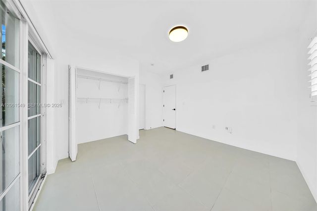 6905 Bay Drive 16, Miami Beach, FL 33141