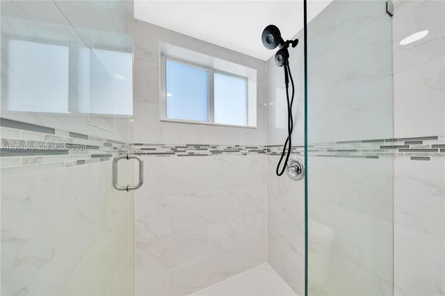 6905 Bay Drive 16, Miami Beach, FL 33141