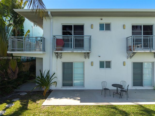 6905 Bay Drive 16, Miami Beach, FL 33141