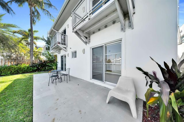 6905 Bay Drive 16, Miami Beach, FL 33141
