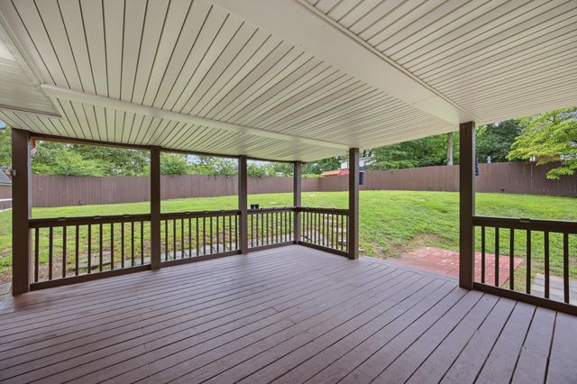 3803 Altamira Drive, Chattanooga, TN 37412