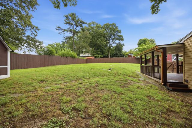 3803 Altamira Drive, Chattanooga, TN 37412