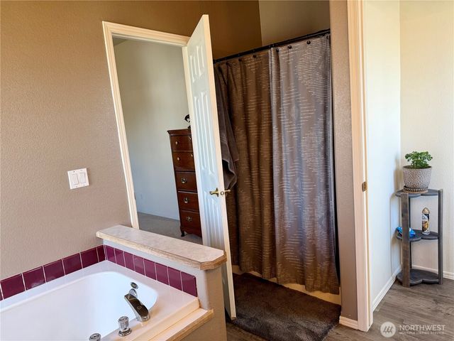 165 NE Dungan Street, Creston, WA 99117