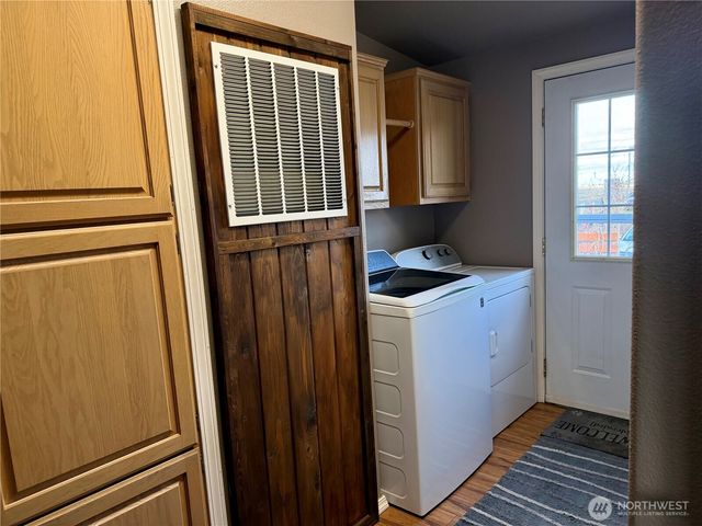 165 NE Dungan Street, Creston, WA 99117