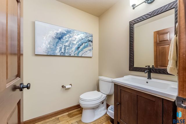 7570 S Grand Arbor Pl Place, Sioux Falls, SD 57108