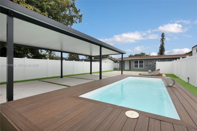 1021 SW 22nd Ave, Fort Lauderdale, FL 33312