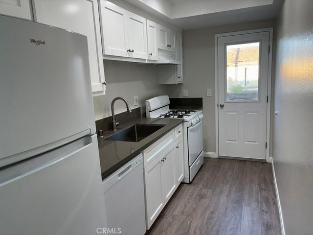 16971 Hoskins 2, Huntington Beach, CA 92649