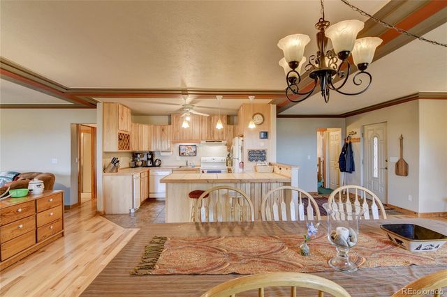 105 Ladigo Lane, Hartsel, CO 80449