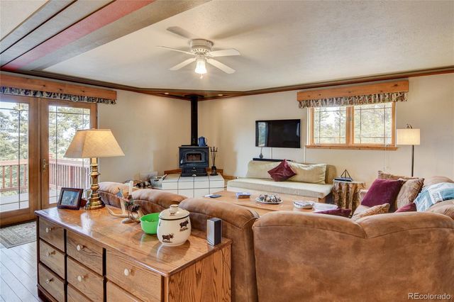 105 Ladigo Lane, Hartsel, CO 80449