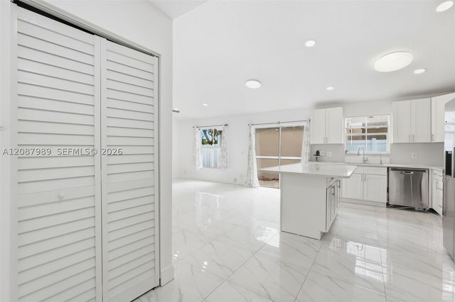 6620 Fern St, Margate, FL 33063