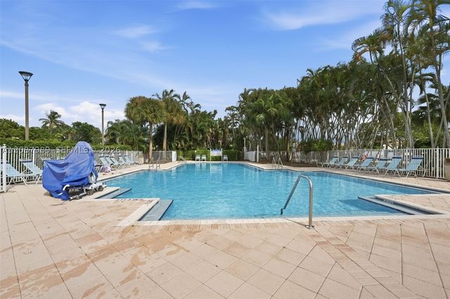 6620 Fern St, Margate, FL 33063