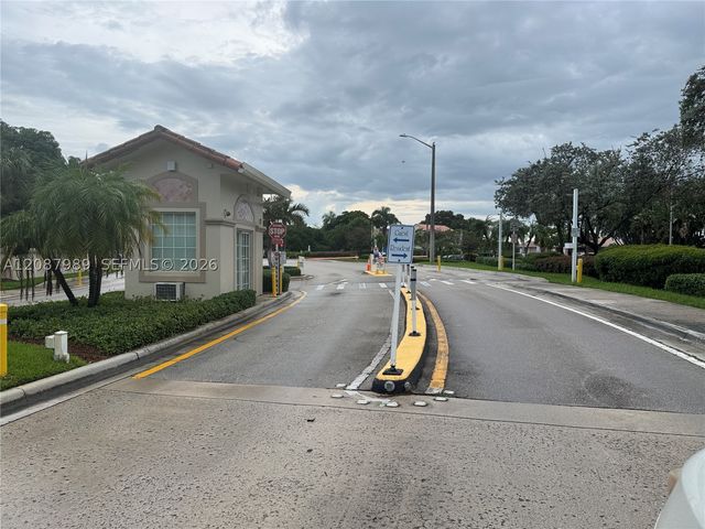 6620 Fern St, Margate, FL 33063