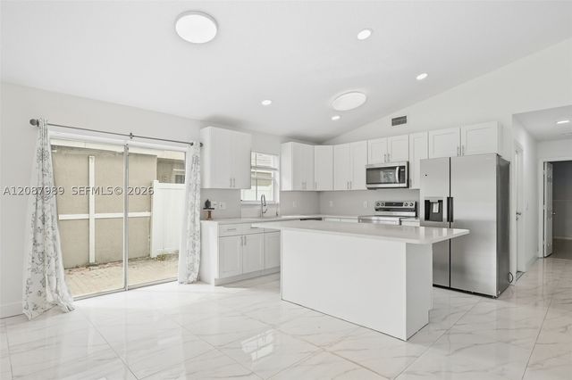 6620 Fern St, Margate, FL 33063
